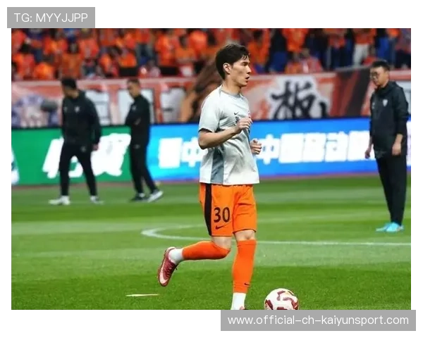 蒋光太带伤完成合练,确认随国足征战世预赛客场 蒋光太带伤完成合练,确认随国足征战世预赛客场